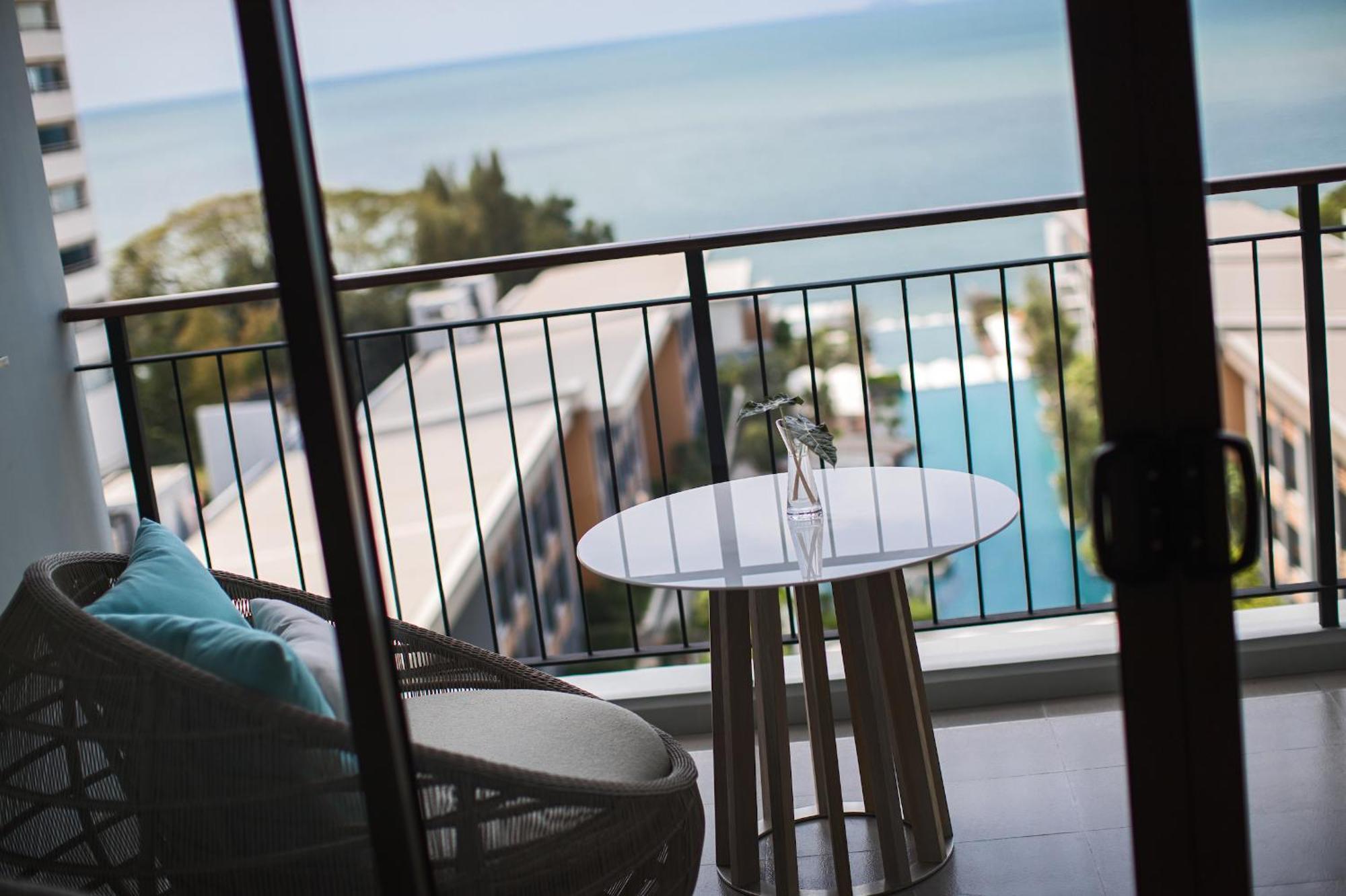 Renaissance Pattaya Resort&Spa Na Chom Thian Extérieur photo